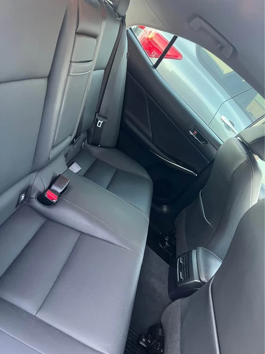 2015 Lexus IS 3rd Gen - Image 5 of 8