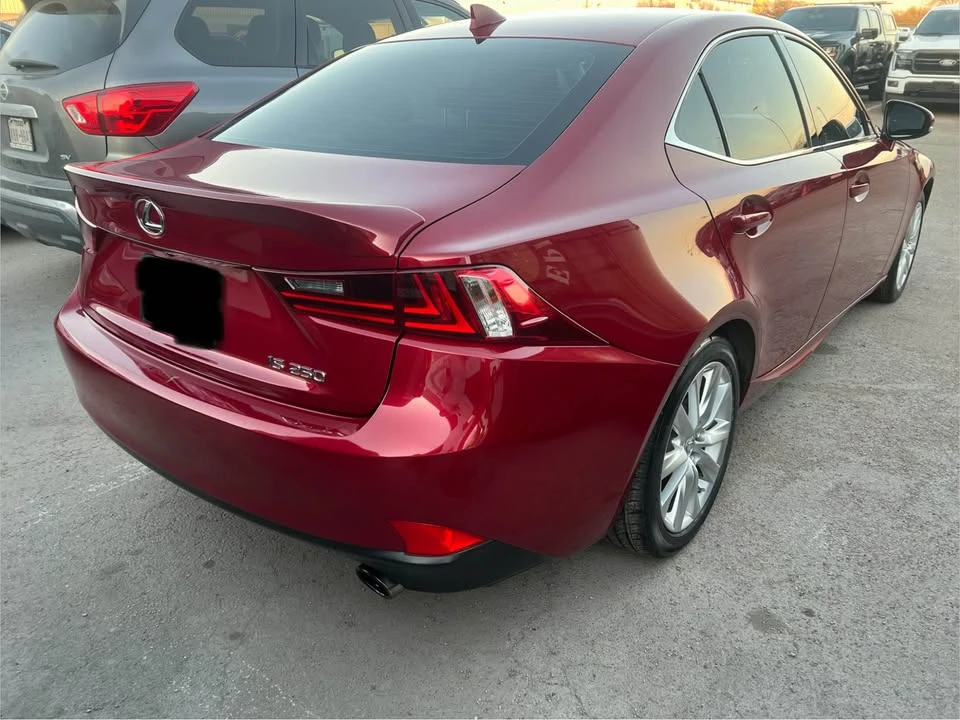 2015 Lexus IS 3rd Gen - Image 7 of 8