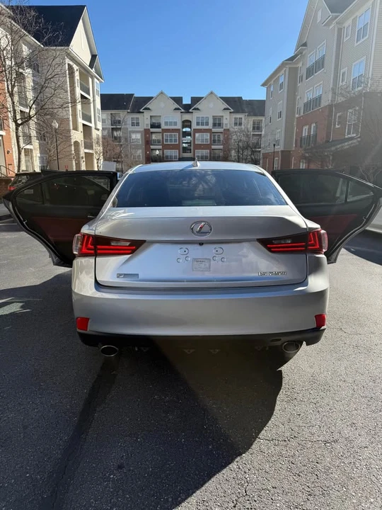 2015 Lexus IS 3rd Gen - Image 5 of 10