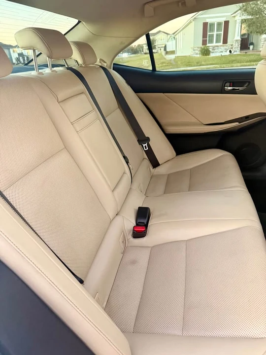 2015 Lexus IS 3rd Gen - Image 15 of 20