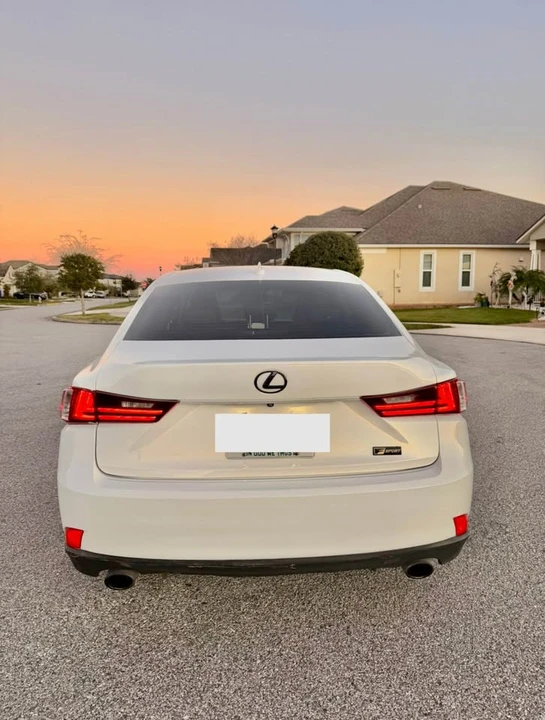 2015 Lexus IS 3rd Gen - Image 8 of 20