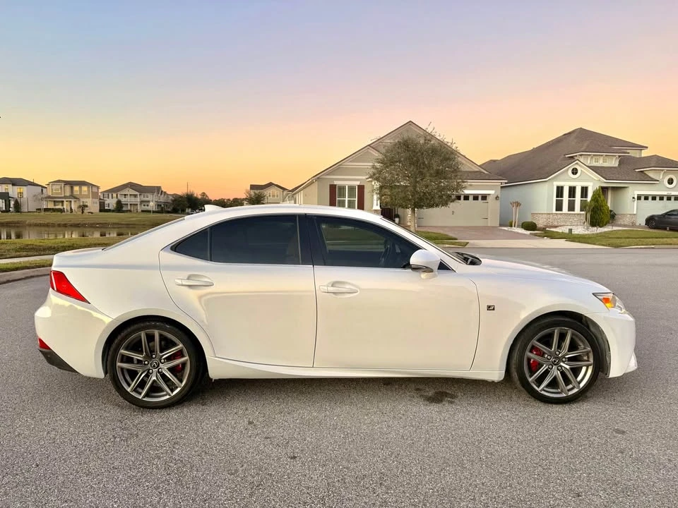 2015 Lexus IS 3rd Gen - Image 5 of 20