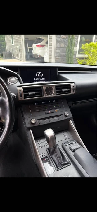 2015 Lexus IS 3rd Gen - Image 9 of 11