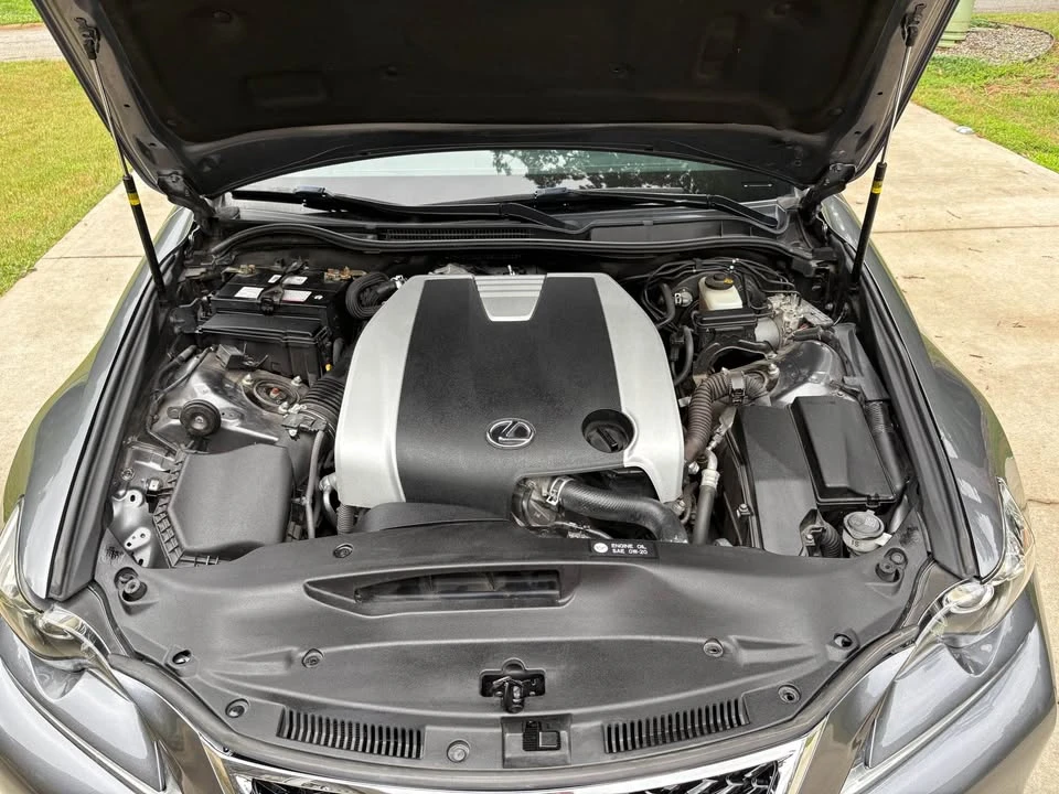 2015 Lexus IS 3rd Gen - Image 8 of 11