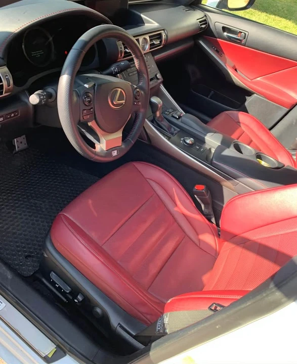 2015 Lexus IS 3rd Gen - Image 6 of 9