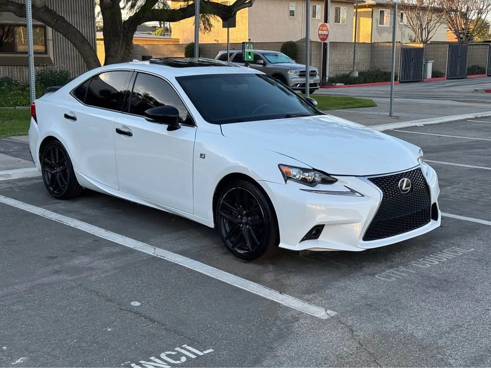 2015 Lexus IS 3rd Gen - Image 3 of 20