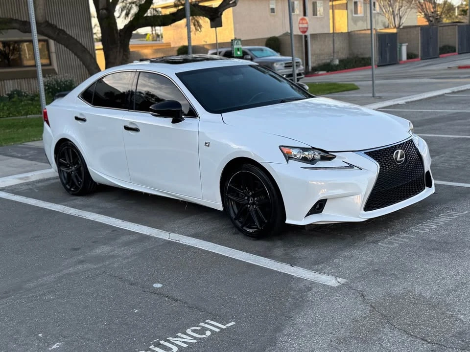 2015 Lexus IS 3rd Gen - Image 7 of 20