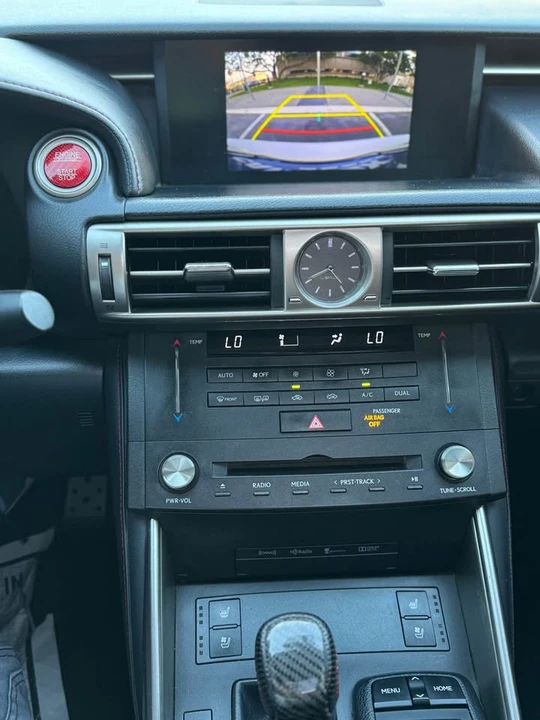 2015 Lexus IS 3rd Gen - Image 17 of 20