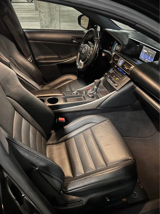 2015 Lexus IS 3rd Gen - Image 15 of 20