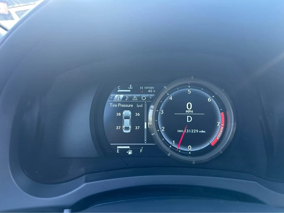 2015 Lexus IS 3rd Gen - Image 17 of 18
