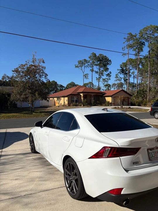 2015 Lexus IS 3rd Gen - Image 4 of 9
