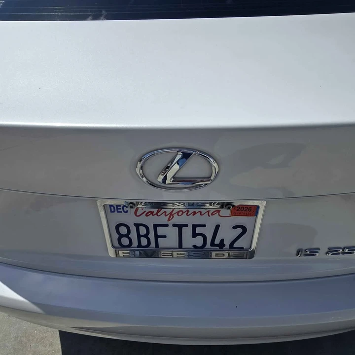 2015 Lexus IS 3rd Gen - Image 5 of 10