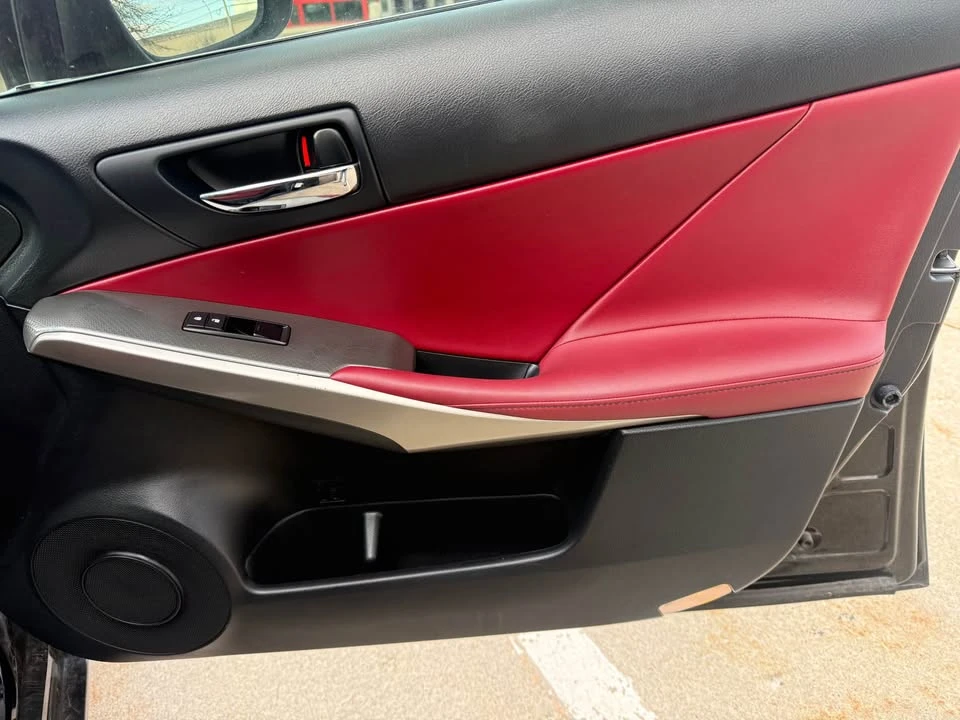 2015 Lexus IS 3rd Gen - Image 9 of 9