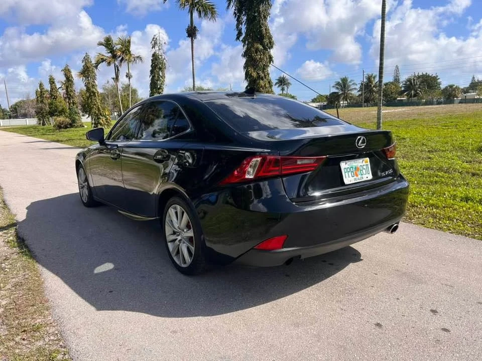 2015 Lexus IS 3rd Gen - Image 4 of 7
