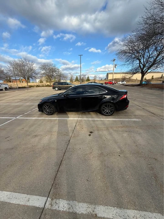 2015 Lexus IS 3rd Gen - Image 4 of 9