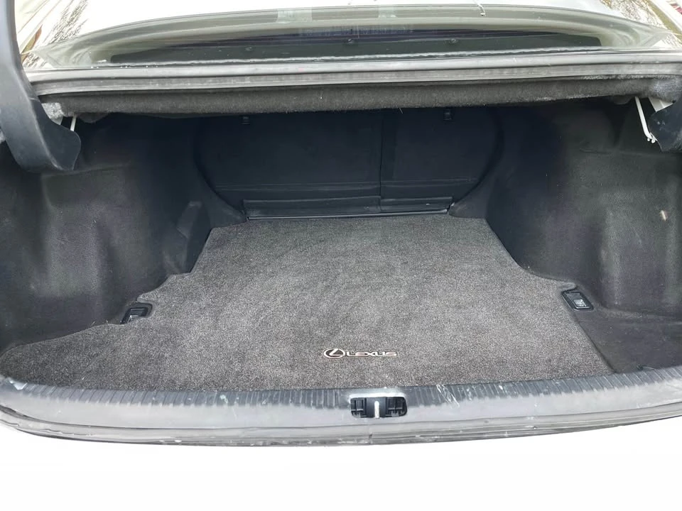 2015 Lexus IS 3rd Gen - Image 17 of 19