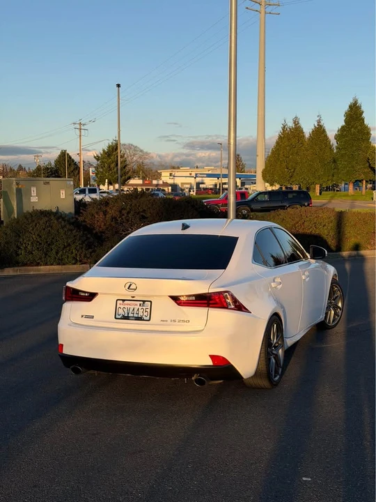 2015 Lexus IS 3rd Gen - Image 3 of 10
