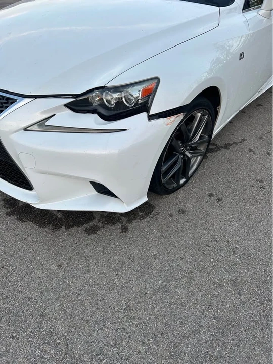 2015 Lexus IS 3rd Gen - Image 10 of 20