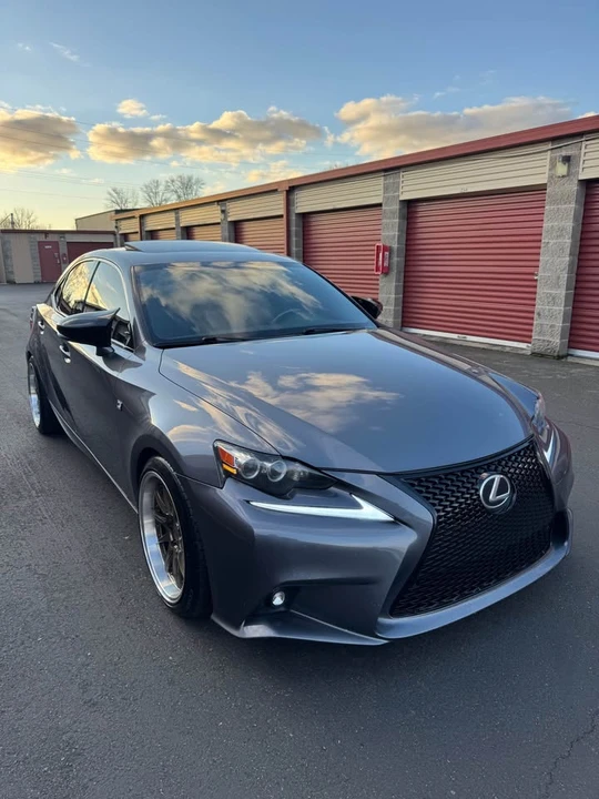 2015 Lexus IS 3rd Gen - Image 3 of 10