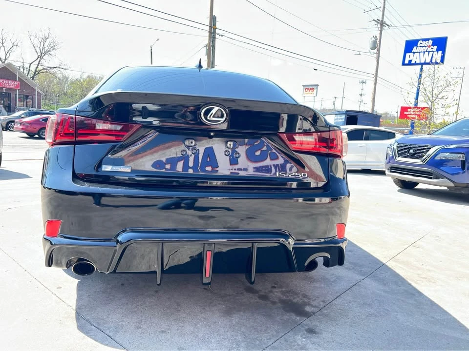 2015 Lexus IS 3rd Gen - Image 4 of 10
