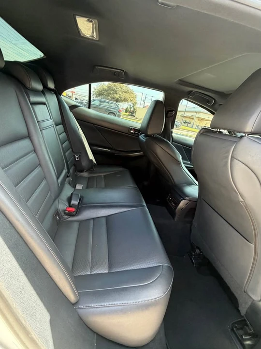 2015 Lexus IS 3rd Gen - Image 8 of 12