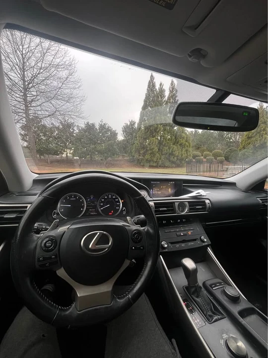 2015 Lexus IS 3rd Gen - Image 6 of 12
