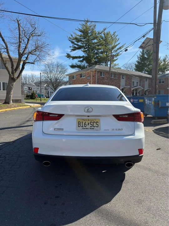 2015 Lexus IS 3rd Gen - Image 9 of 18