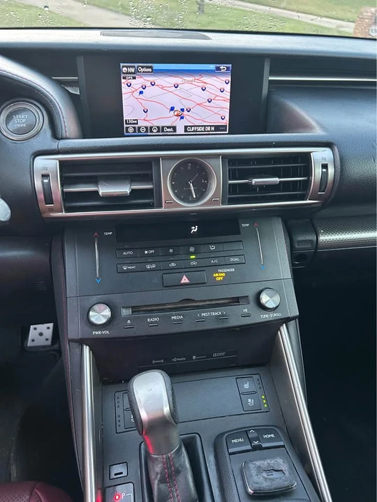 2015 Lexus IS 3rd Gen - Image 14 of 20