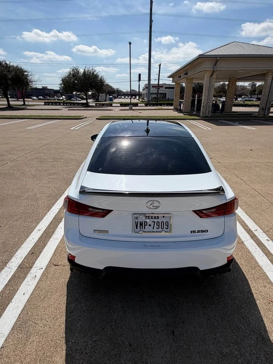 2015 Lexus IS 3rd Gen - Image 6 of 12