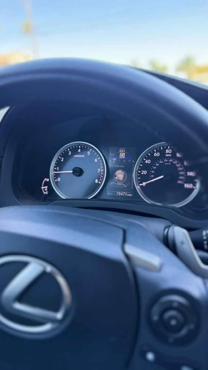 2015 Lexus IS 3rd Gen - Image 11 of 11
