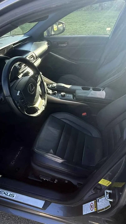 2015 Lexus IS 3rd Gen - Image 8 of 11