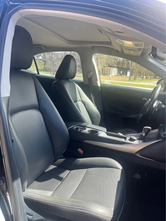 2015 Lexus IS 3rd Gen - Image 10 of 12