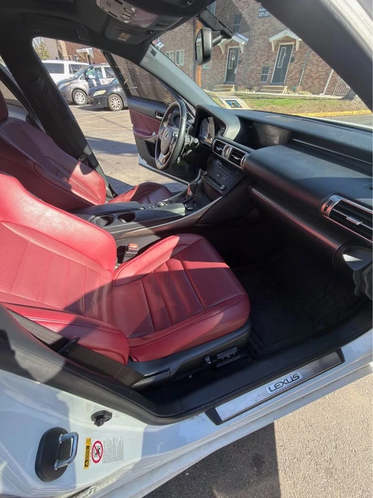 2015 Lexus IS 3rd Gen - Image 15 of 18