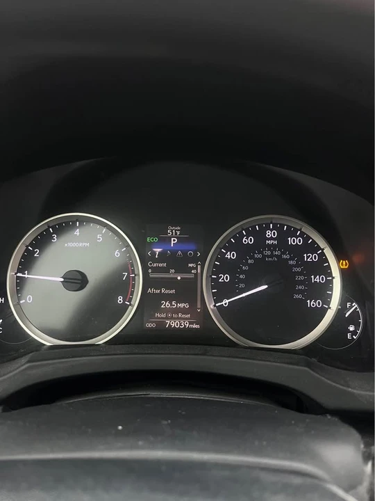 2015 Lexus IS 3rd Gen - Image 7 of 12