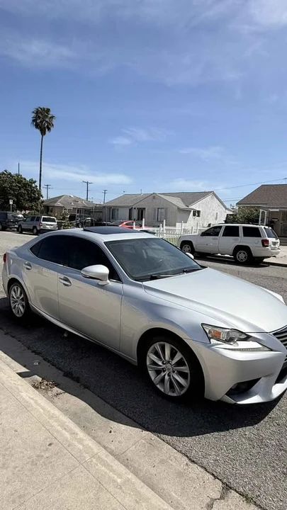2015 Lexus IS 3rd Gen - Image 3 of 11