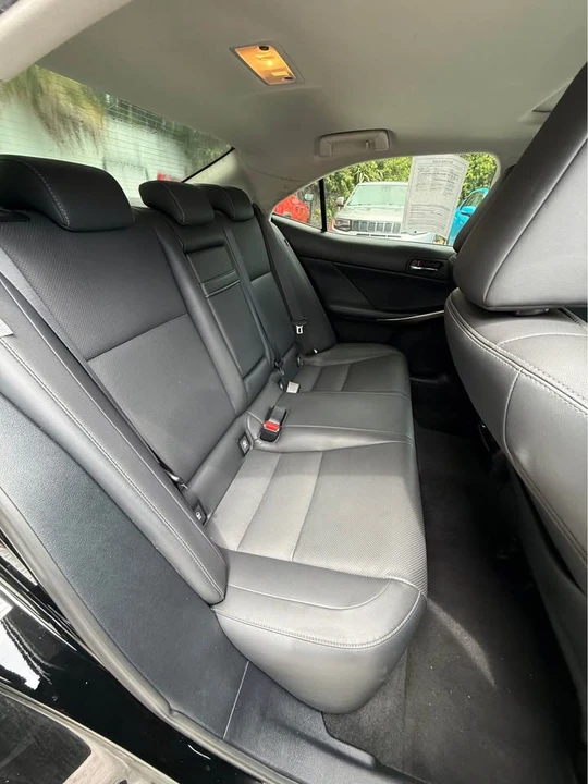 2015 Lexus IS 3rd Gen - Image 8 of 11