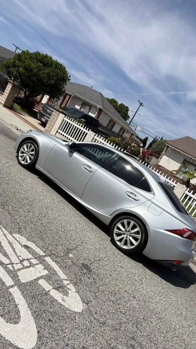 2015 Lexus IS 3rd Gen - Image 5 of 11