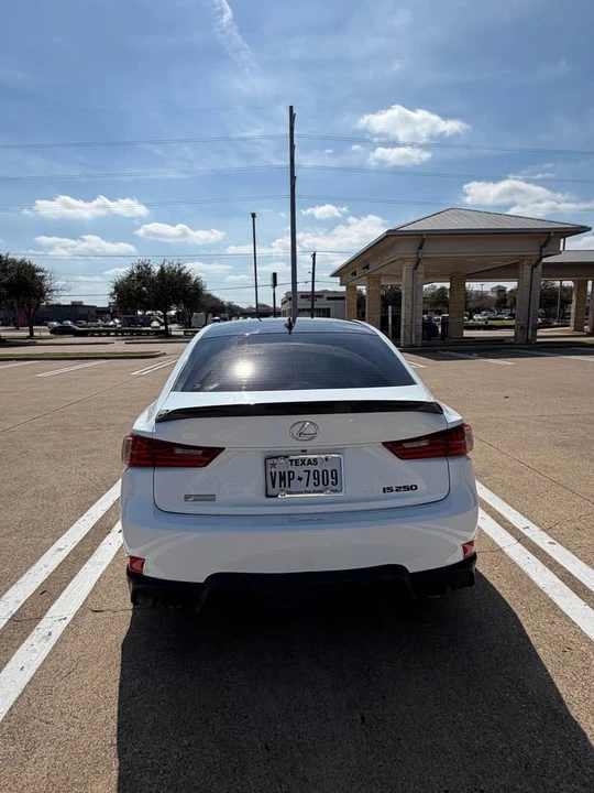 2015 Lexus IS 3rd Gen - Image 7 of 12