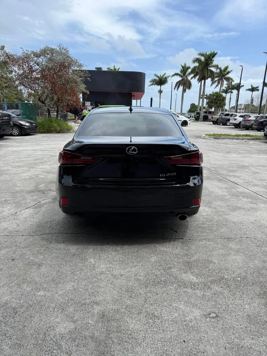 2015 Lexus IS 3rd Gen - Image 5 of 11