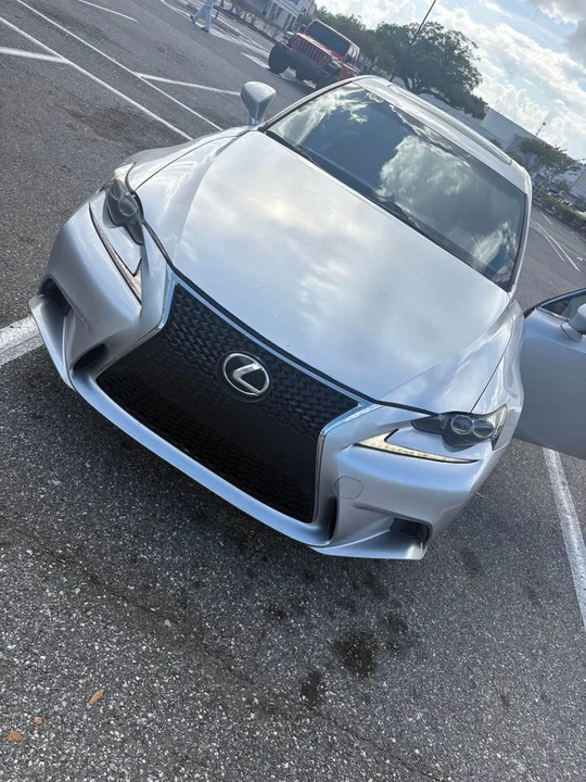 2015 Lexus IS 3rd Gen - Image 8 of 10