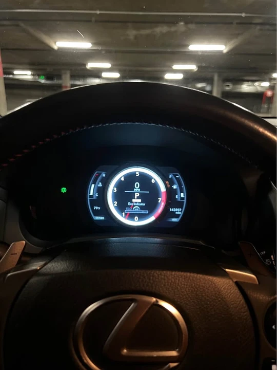 2015 Lexus IS 3rd Gen - Image 17 of 20