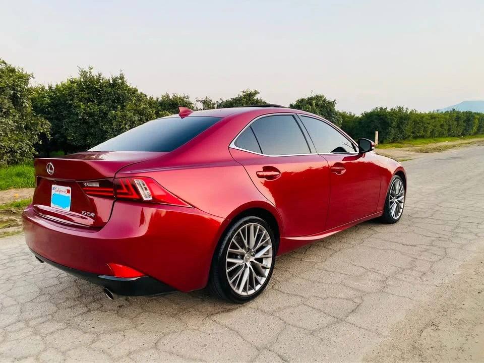 2015 Lexus IS 3rd Gen - Image 12 of 20