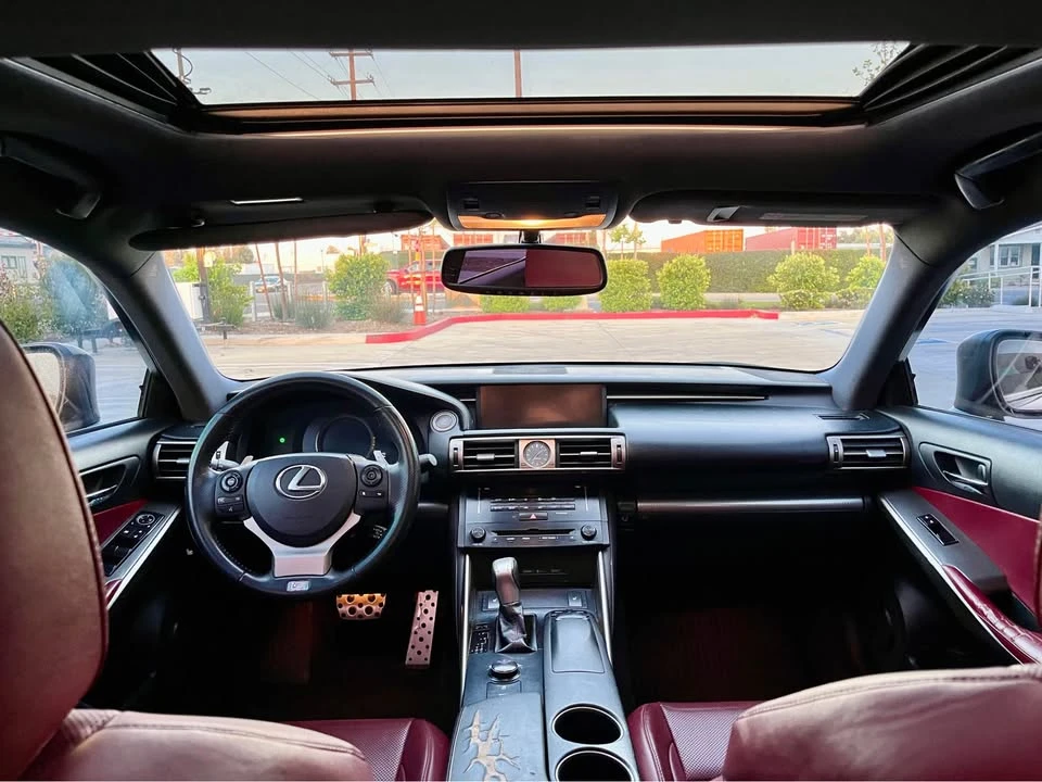 2015 Lexus IS 3rd Gen - Image 7 of 9