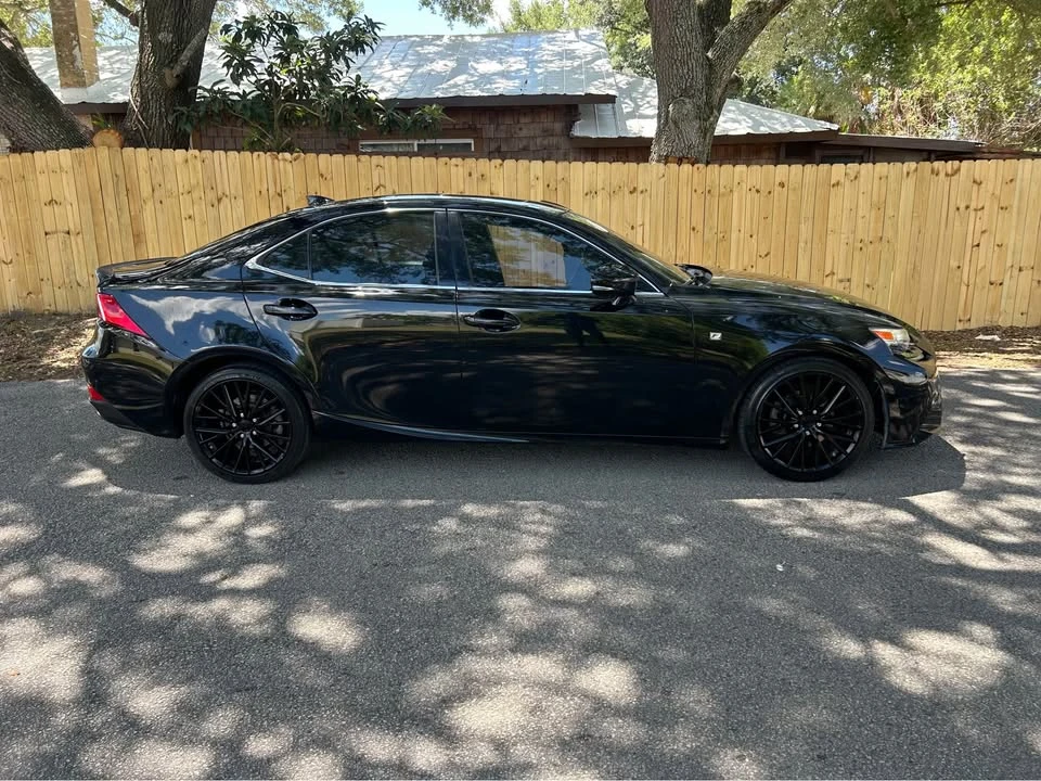 2015 Lexus IS 3rd Gen - Image 9 of 18