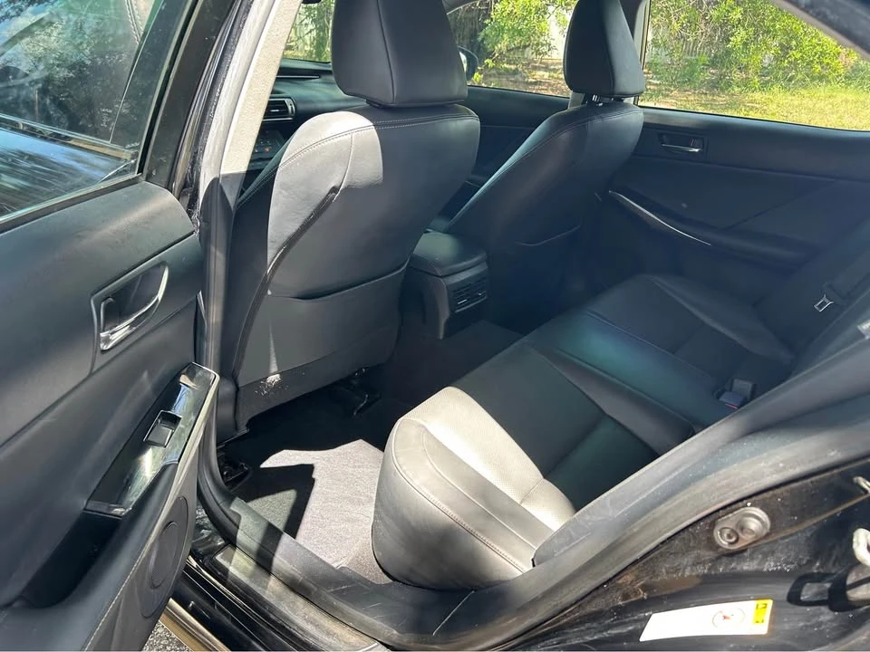 2015 Lexus IS 3rd Gen - Image 16 of 18