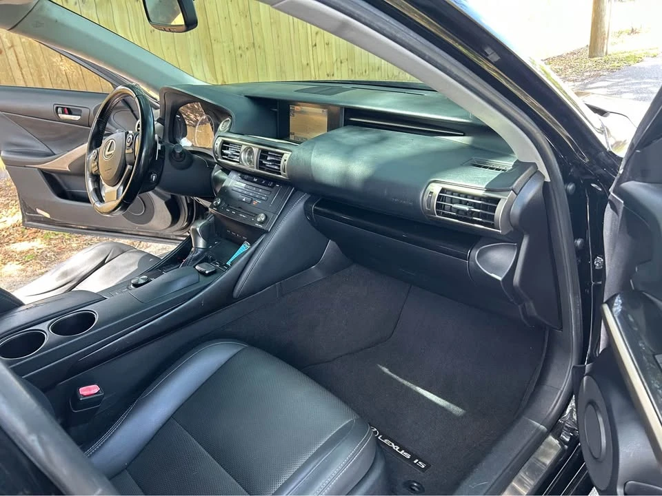 2015 Lexus IS 3rd Gen - Image 15 of 18
