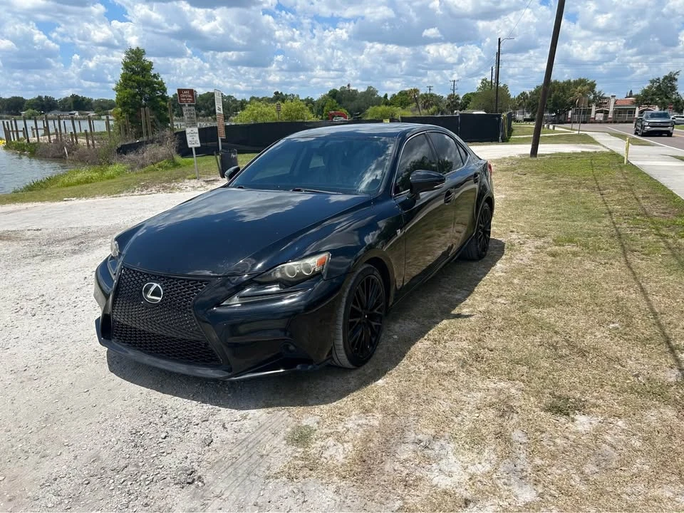 2015 Lexus IS 3rd Gen - Image 4 of 18