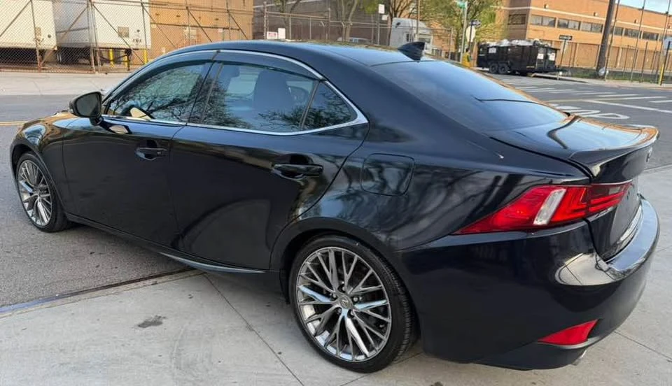 2015 Lexus IS 3rd Gen - Image 6 of 10