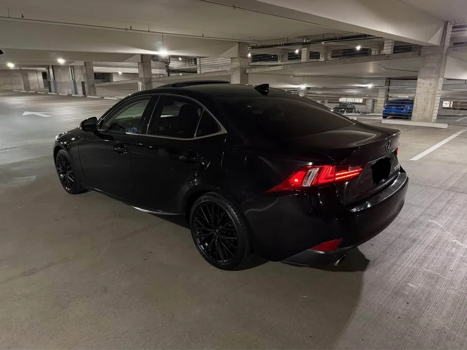 2015 Lexus IS 3rd Gen - Image 8 of 12