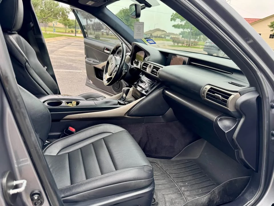 2015 Lexus IS 3rd Gen - Image 10 of 14